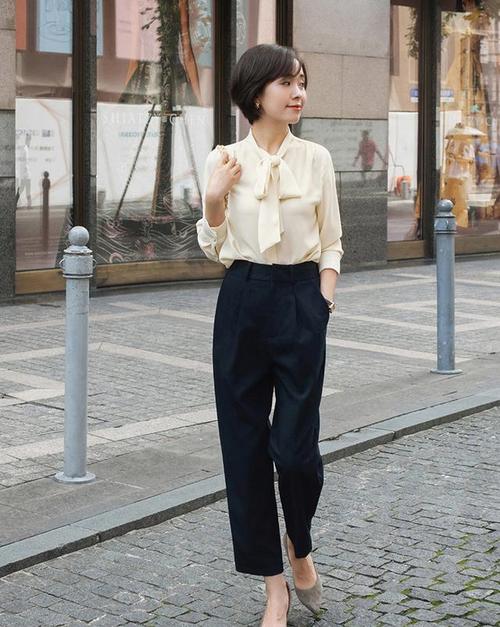 海报设计理念怎么写模板（设计理念怎么写）