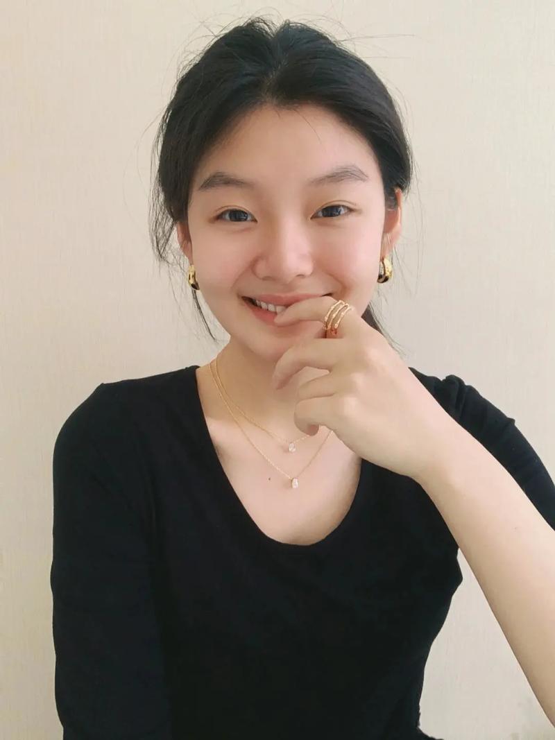 脸上长斑祛斑遮瑕 脸上有斑怎么遮暇 